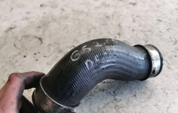 Volkswagen Golf V Intercooler hose/pipe 1k0145838d
