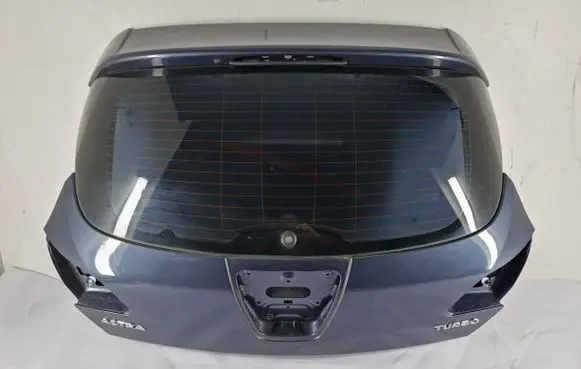 Opel Astra J Tailgate/trunk/boot lid 