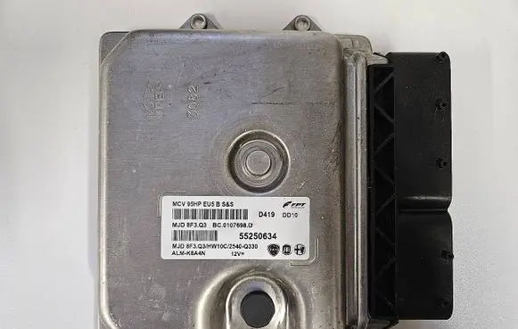 Fiat Qubo Engine control unit/module 55250634 MJD8J3Q3 MJD8J3.Q3