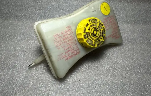 Audi A4 S4 B6 8E 8H Master brake cylinder 8E0611301E