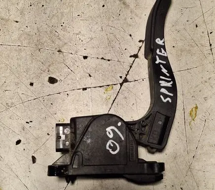 Mercedes-Benz Sprinter W906 Accelerator throttle pedal 0280755025 ZGS012Q017 A9063000304