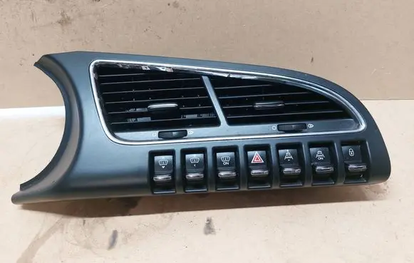 Peugeot 3008 I Dashboard side air vent grill/cover trim 96638425XT