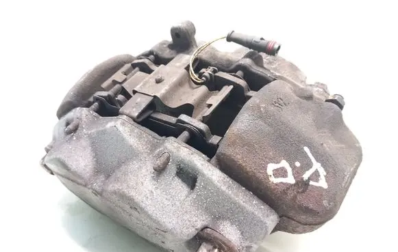 Mercedes-Benz CLS C219 Front brake caliper
