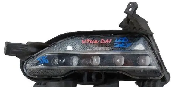Hyundai i40 Front fog light 922013Z5