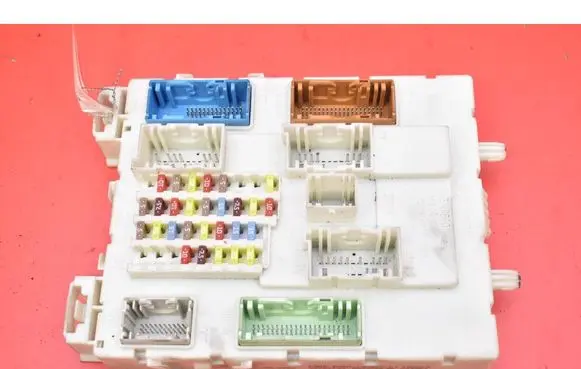 Fuse box set