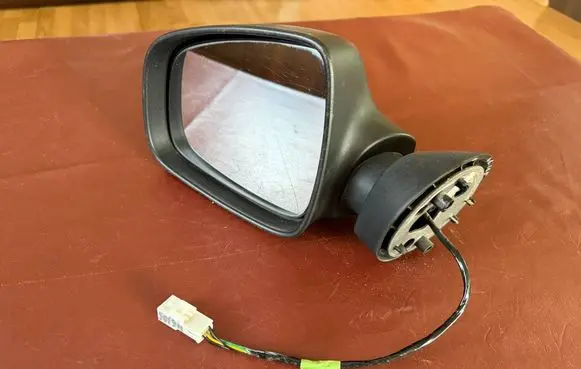 Dacia Logan I Front door electric wing mirror 963027472R 6001549678