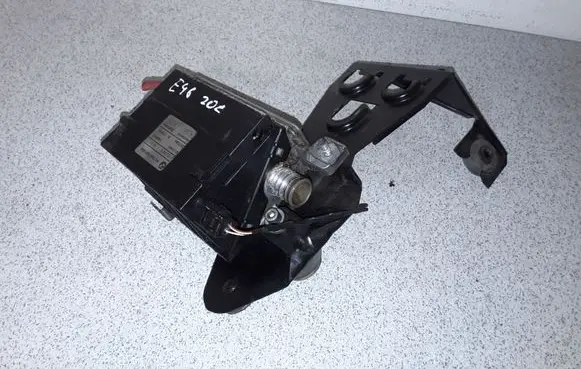 BMW 3 E46 Coolant heater 64126904668 6904668