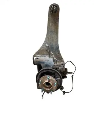 Mazda CX-7 Rear wheel hub
