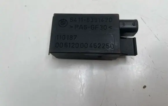 BMW 5 E39 AUC sensor 8391470