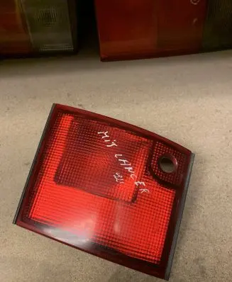 Mitsubishi Lancer Tailgate rear/tail lights 1149204