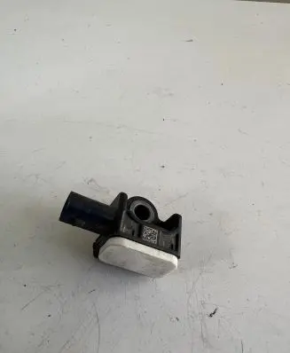 Dodge RAM 1500 DS Airbag deployment crash/impact sensor A1668210151