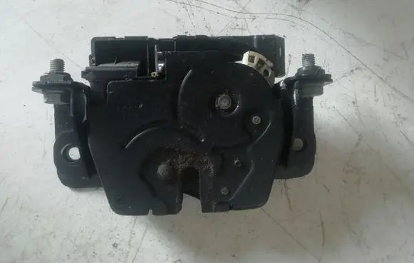 BMW X3 F25 Tailgate/trunk/boot lock/catch/latch 912935105 16367210