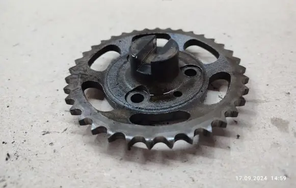 Mercedes-Benz S W221 other engine part