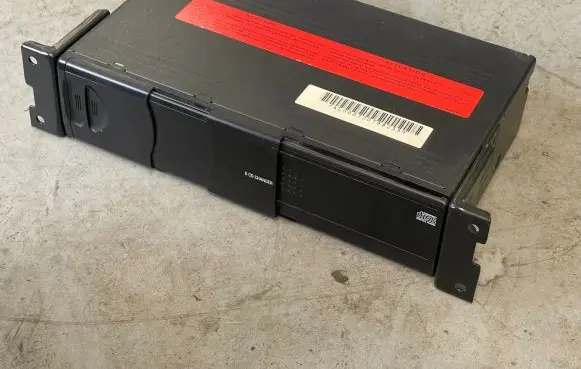 BMW M3 CD/DVD changer 65126913388 020258