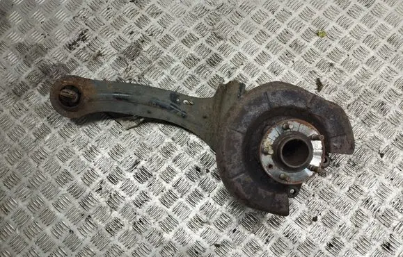 Volvo V40 Rear wheel hub