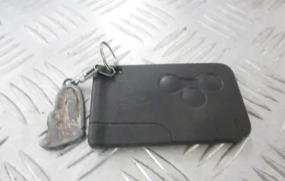 Renault Megane II Ignition key/card 