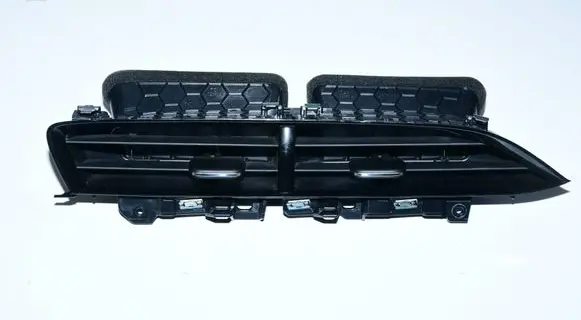 Dash center air vent grill