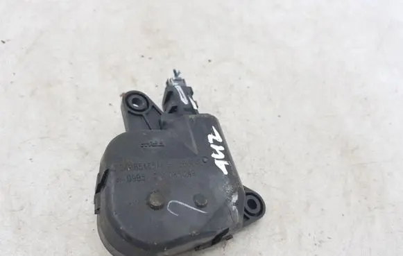 Chrysler Pacifica Air flap motor/actuator 04885465AA 58024E 0995C