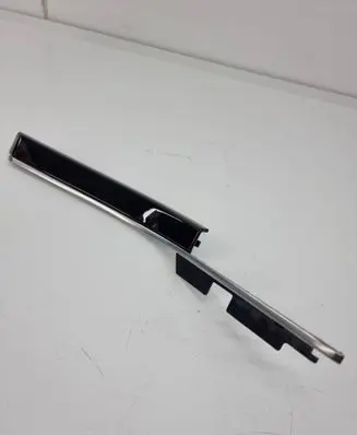 Land Rover Evoque II Center console decorative trim R8a2044e50ac