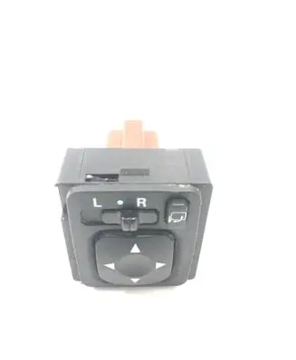 Mitsubishi Grandis Wing mirror switch 183569