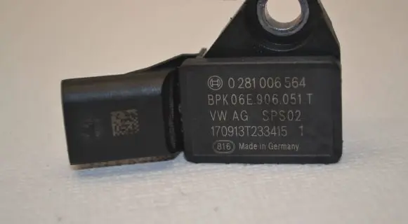 Audi A6 S6 C7 4G Air pressure sensor 06E906051T 0281006564 170913T233415