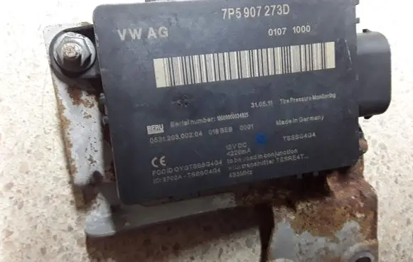 Porsche Cayenne (92A) Tire pressure control unit 7P5907273D