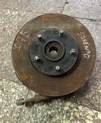KIA Sorento Front wheel hub