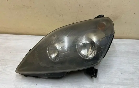 Opel Zafira C Headlight/headlamp 0301214201