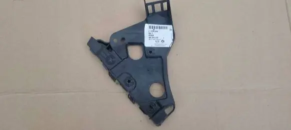 Opel Astra J Front bumper mounting bracket 13367890