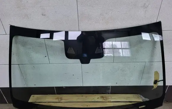 Mercedes-Benz GLC C253 Front windscreen/windshield window A2536709000