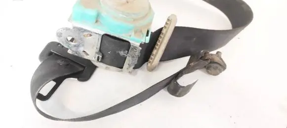Nissan Note (E11) Rear seatbelt 888449U05A