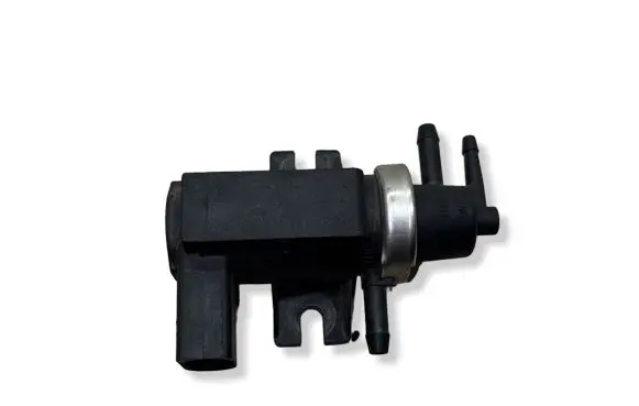 Volkswagen Golf IV Turbo solenoid valve 1J0906627