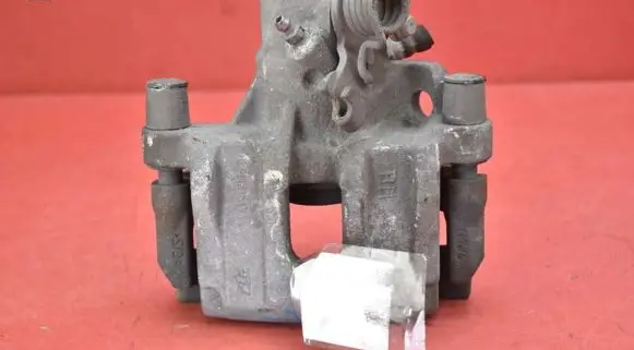 Mazda 3 II Rear brake caliper