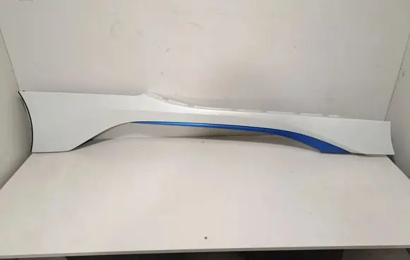 BMW i8 Sill 7412430 7371972