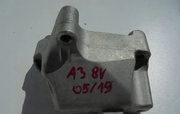 Audi A3 S3 8V Gearbox mounting bracket 1K0199117CF