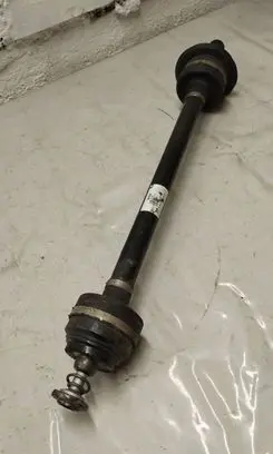 BMW 5 G30 G31 Rear driveshaft 8664629