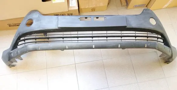 Toyota RAV 4 (XA40) Front bumper lip 