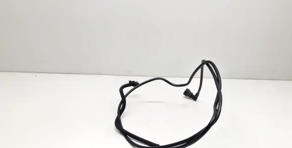 Volvo S80 Engine coolant pipe/hose 8G918K012CE