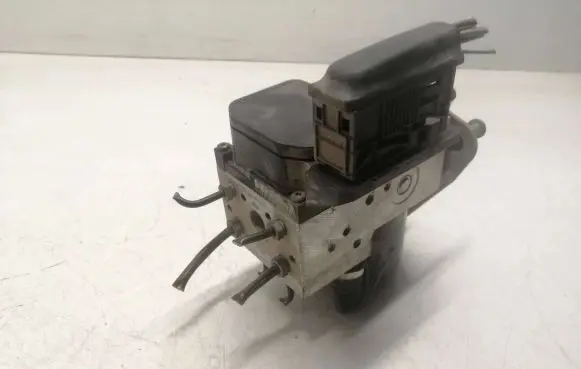 Mercedes-Benz A W168 ABS Pump A0044310912