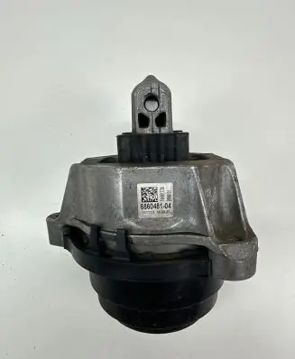 BMW 5 G30 G31 Engine mount bracket 6860481 181119