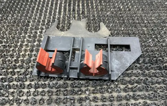Other engine bay part