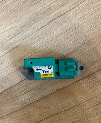 BMW X5 E53 Airbag deployment crash/impact sensor 6900728
