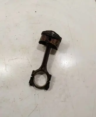 Alfa Romeo 159 Piston with connecting rod