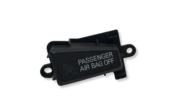 Mitsubishi Pajero Passenger airbag on/off switch R3311