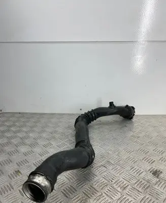 Intercooler hose/pipe