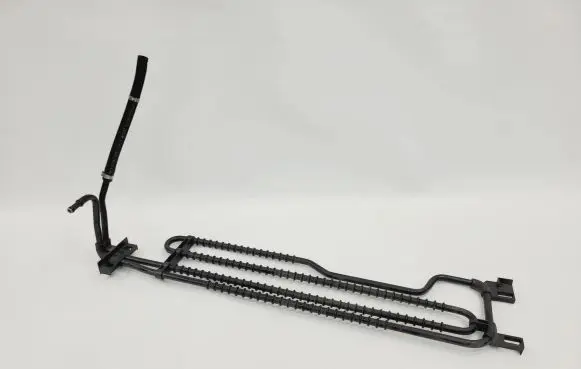 Mercedes-Benz C W204 Power steering radiator 2044601024