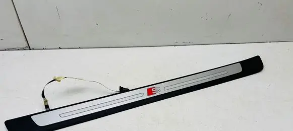 Audi Q8 e-tron Front sill trim cover 4KE947417A