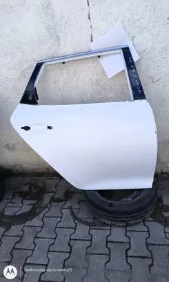 KIA Optima Rear door 