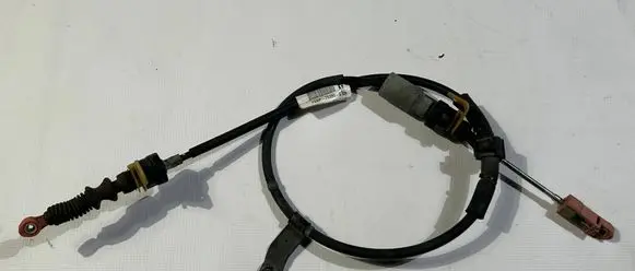 Gear shift cable linkage