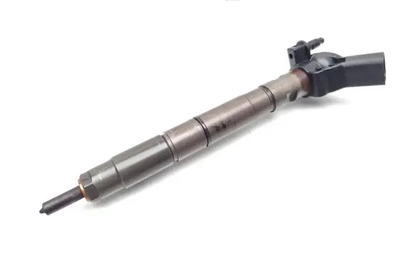 Audi Q7 4L Fuel injector 059130277AH 0445115052
